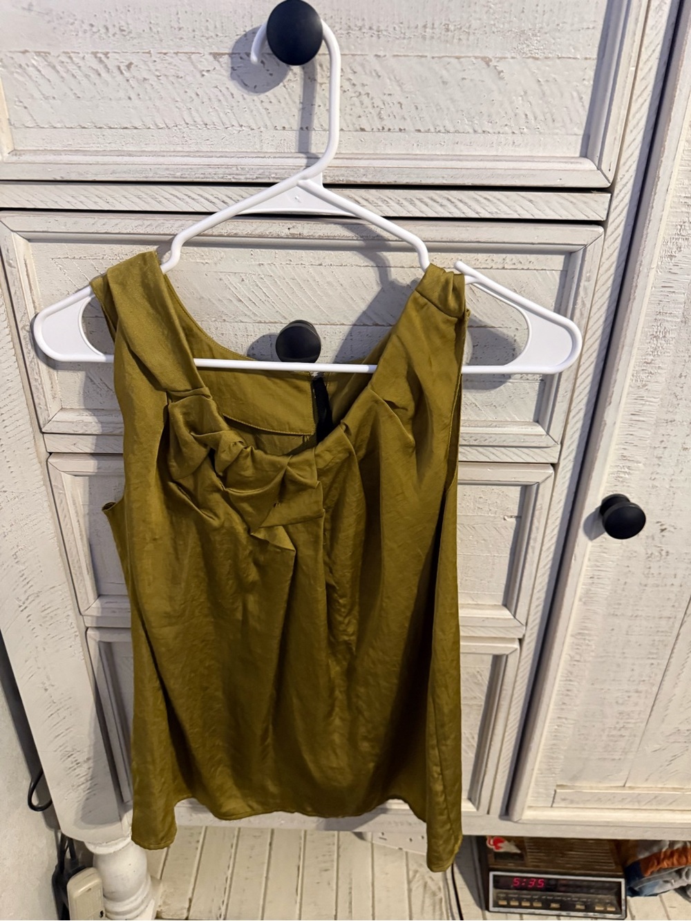 LOFT Olive Green Sleeveless Ruffle-Detail Shell